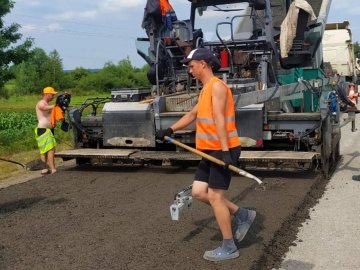 На Волині почали ремонт дороги між селом Гірники та пунктом пропуску «Доманове»