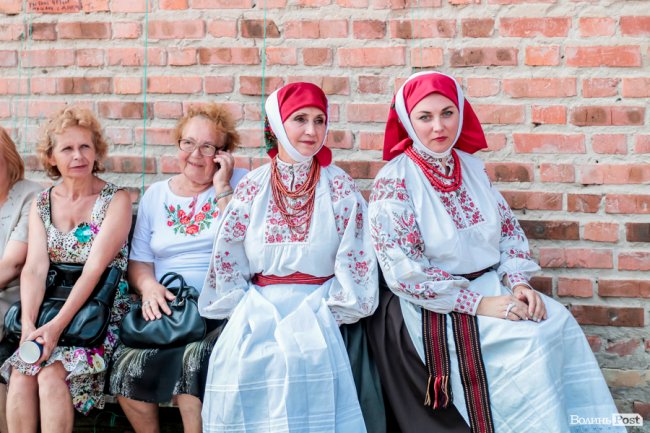 Неймовірні вбрання та іноземні гості: фестиваль «Берегиня» у Луцькому замку. ФОТО