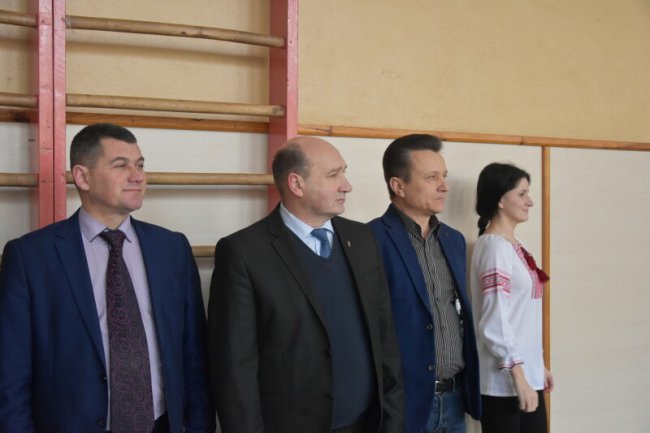 У луцькій гімназії №21 – новий басейн. ФОТО