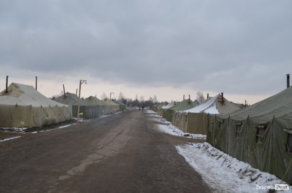Луцькі волонтери привезли допомогу мобілізованим волинянам. ФОТО