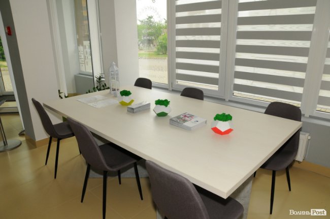 Професійно і комфортно: лучан запрошують до нового відділу продажу «ЛДБК»*