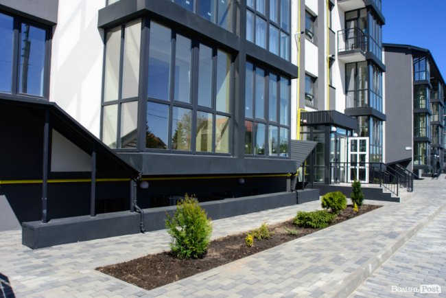 Здача нового будинку і озеленення території: затишне і сучасне житло у ЖК «Західний Олімп» під Луцьком*