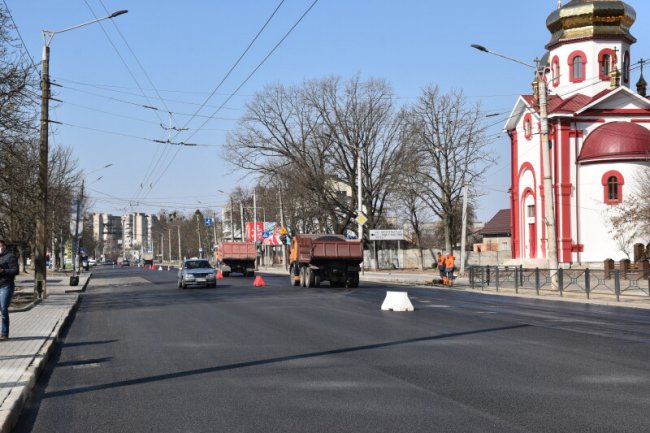 Коли планують завершити ремонт вулиці Рівненської у Луцьку