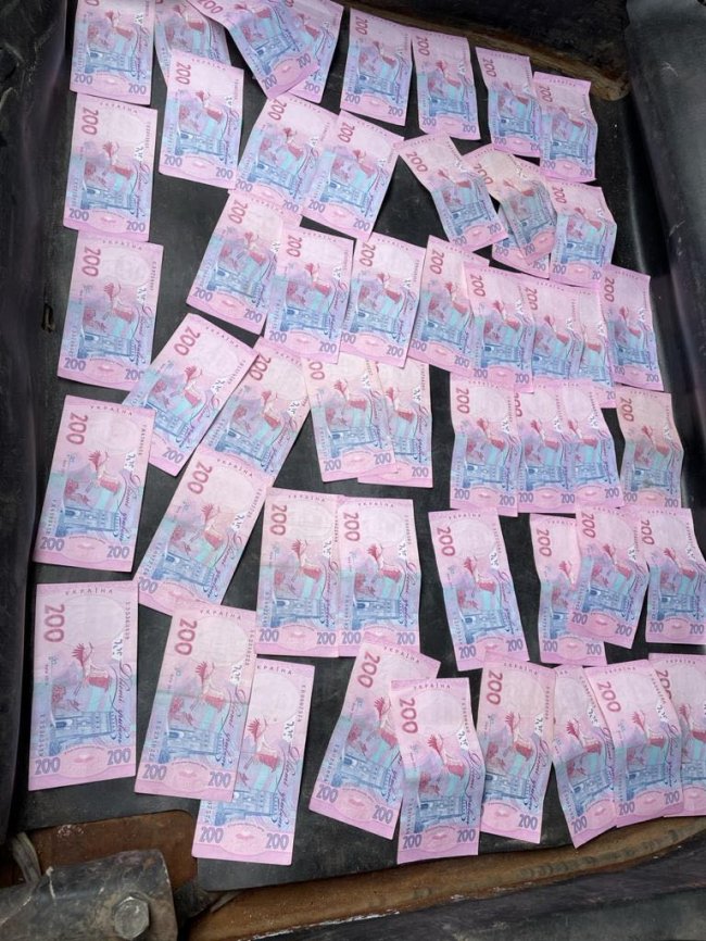 Податківцю з Волині, який «погорів» на хабарі, повідомили про підозру