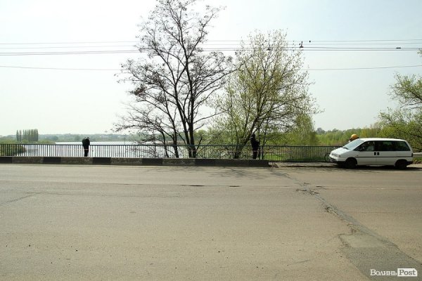 У Луцьку в річці знайшли снаряди. ФОТО, ОНОВЛЕНО