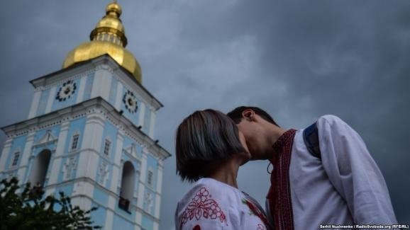 Святкування Дня Києва: українці влаштували Мегамарш у вишиванках. ФОТО. ВІДЕО