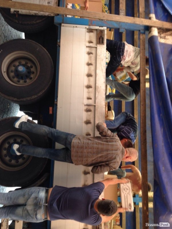 Волинським бійцям відправили 20 тонн допомоги. ФОТО