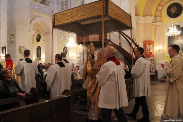 Католицький Великдень у Луцьку. ФОТО