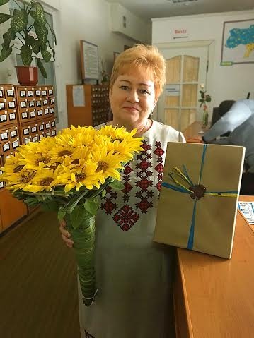 У Волинській обласній бібліотеці для юнацтва на читачів чекає «Книга-інтрига». ФОТО