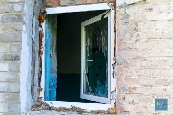 У Благодатному в приміщенні колишньої лазні влаштували притон. ФОТО