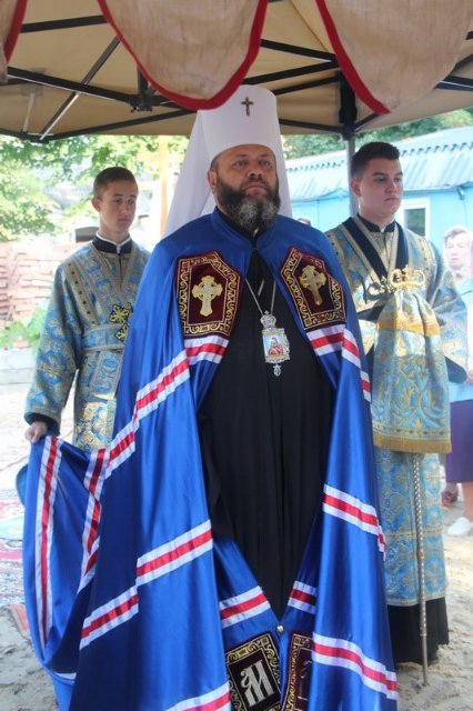 У волинському онкодиспансері на місці майбутньої церкви відзначили храмове свято