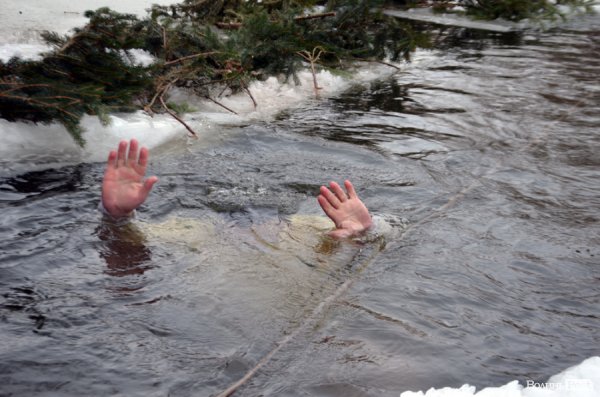 Лід, ополонка та Йорданська вода: Водохреще у Луцьку 