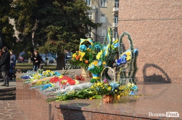 У Луцьку вшанували пам'ять Шевченка. ФОТО