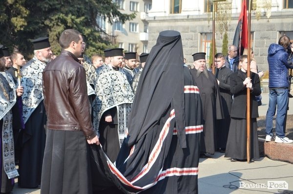 У Луцьку вшанували пам'ять Шевченка. ФОТО