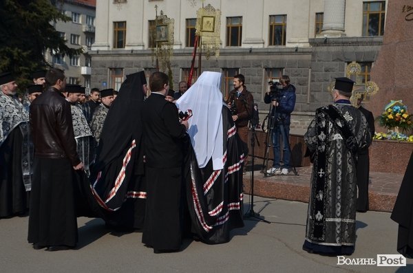 У Луцьку вшанували пам'ять Шевченка. ФОТО