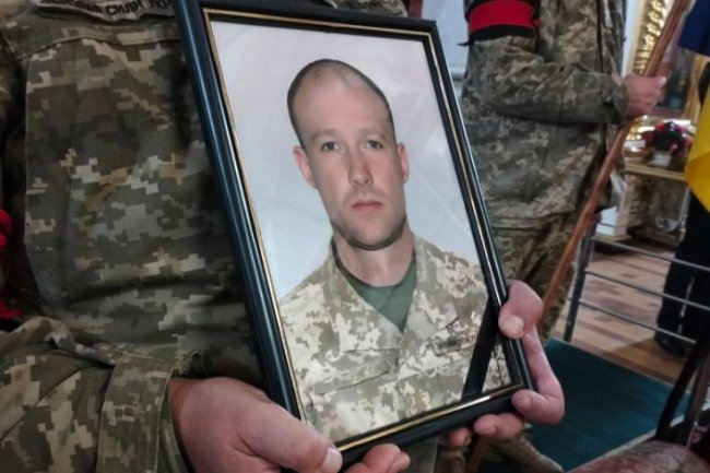 У Луцьку попрощалися з загиблими на війні Максимом Жидковим і Олександром Крижаном