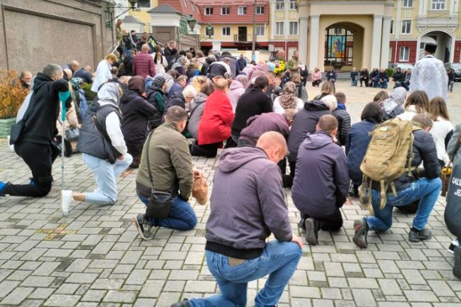 У Луцьку попрощалися з загиблими на війні Максимом Жидковим і Олександром Крижаном