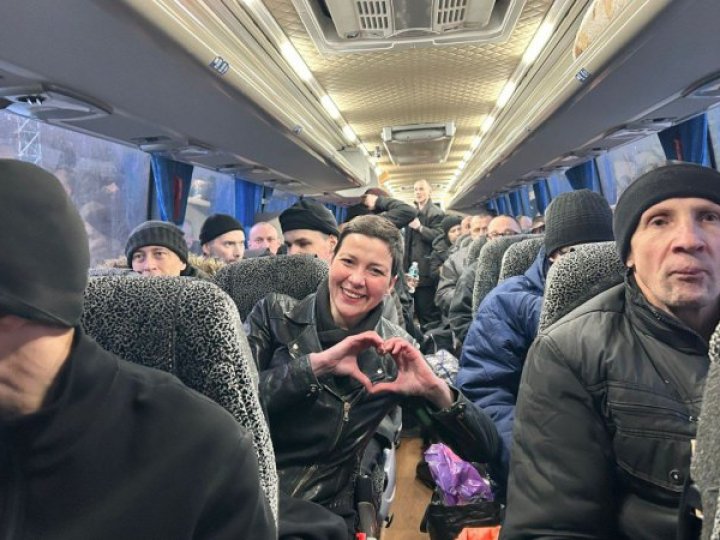 Білорусь передала Україні 114 цивільних - українців та білорусів