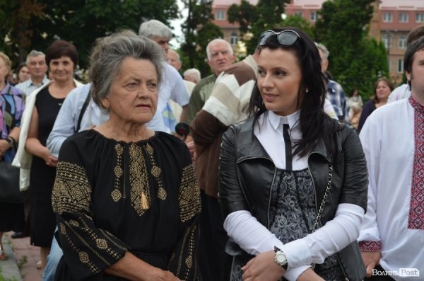 Луцьк вийшов на віче - захищати мову. ФОТО