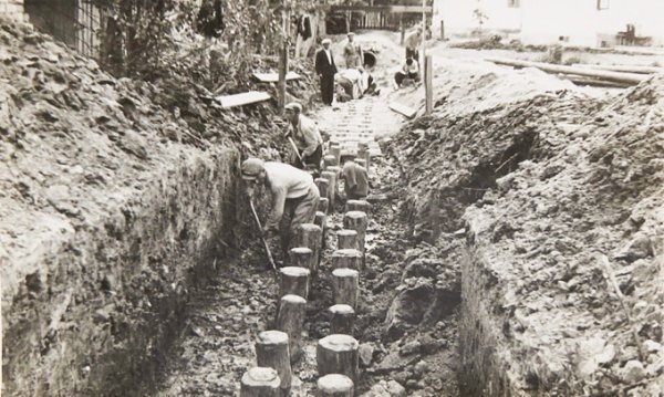 Земляні роботи. Копія з архіву підприємства 