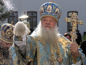 Митрополит Ніфонт закликає волинян молитися за Україну