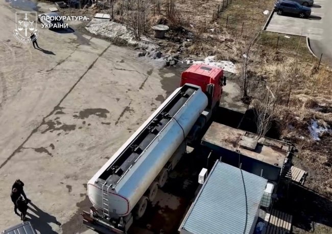 На Волині викрили масштабну мережу незаконного виробництва та збуту пального