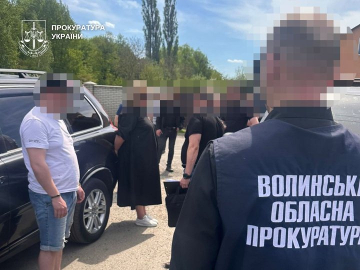  8 тисяч доларів - за фіктивне оформлення інвалідності: троє волинян постануть перед судом