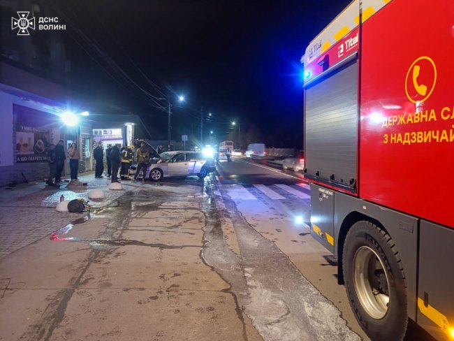 У Ковелі посеред вулиці спалахнув автомобіль