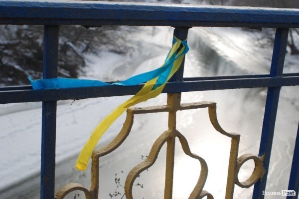 Міст на вулиці Гнідавській