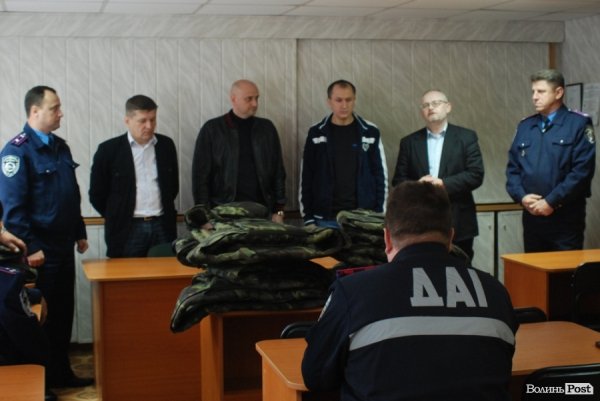 Луцькі депутати купили бронежилети для ДАІ. ФОТО