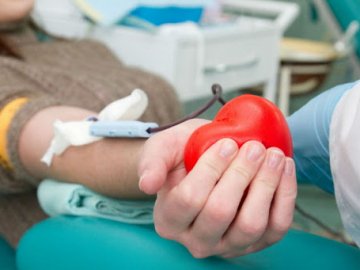 Онкохворому хлопчику у Луцьку терміново потрібні донори крові