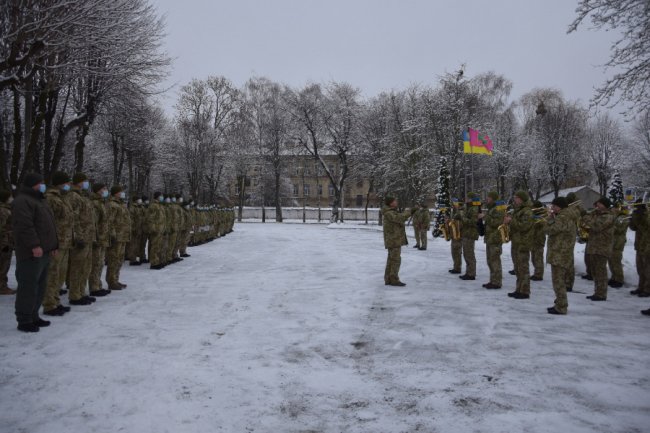 На Волині звільнили в запас ЗСУ строковиків-прикордонників. ФОТО