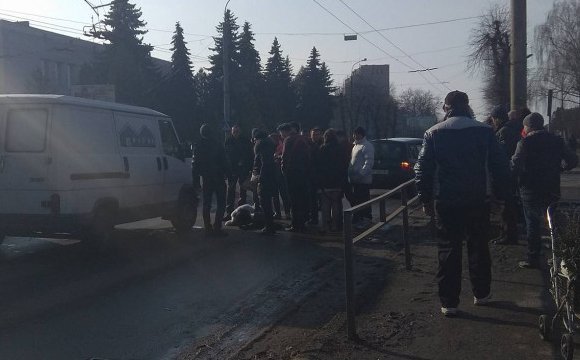 Відбувся штрафом: у Луцьку судили водія, який збив 16-річну дівчину 