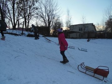 Як проходить «Спортивна з зима» в Луцьку. ФОТО