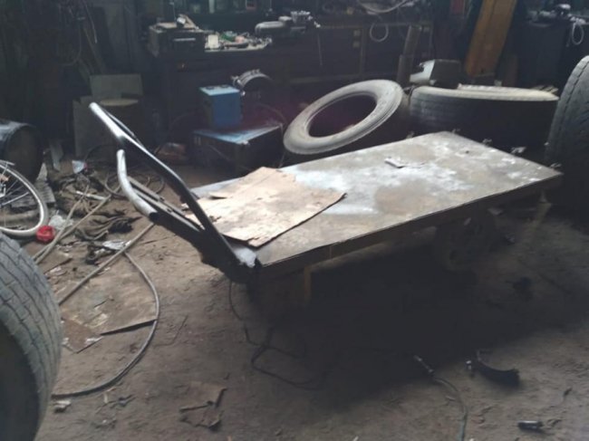 На Рівненщині через вибух паливного бака загинув 19-річний хлопець, ще один чоловік  отримав травми. ФОТО