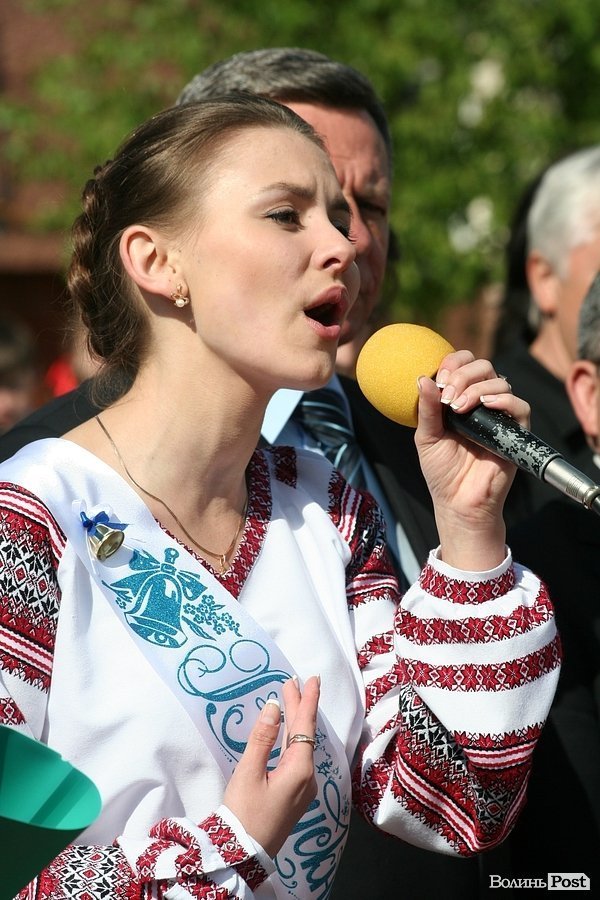 У Луцьку пролунав останній дзвінок. ФОТО