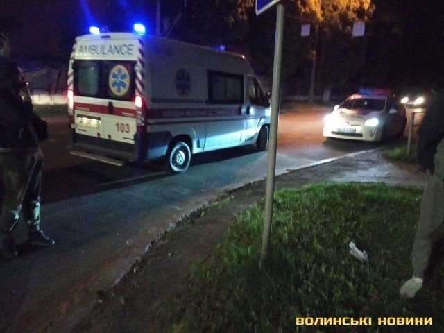 У Луцьку під час аварії постраждав чоловік. ФОТО, ВІДЕО