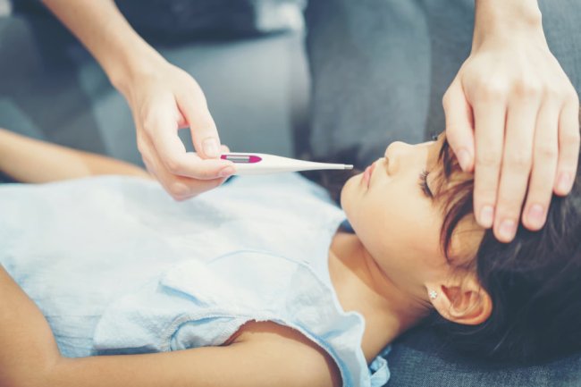 Що робити при підвищеній температурі у дитини?