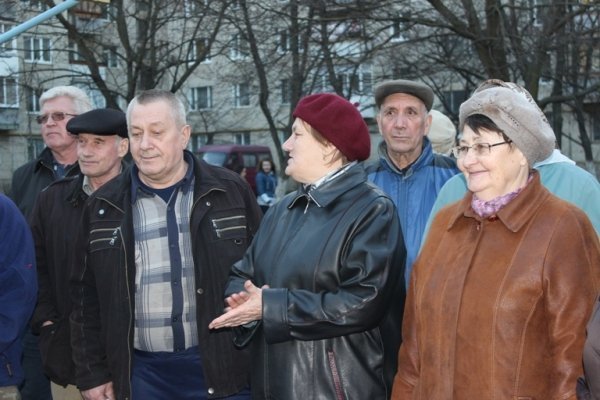 У Луцьку влада обіцяє капітальний ремонт двох дворів