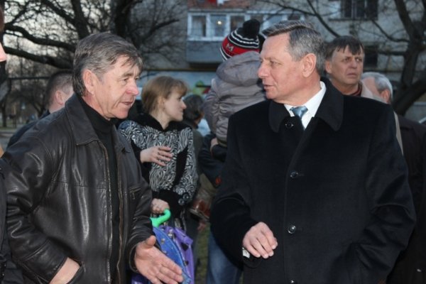 У Луцьку влада обіцяє капітальний ремонт двох дворів