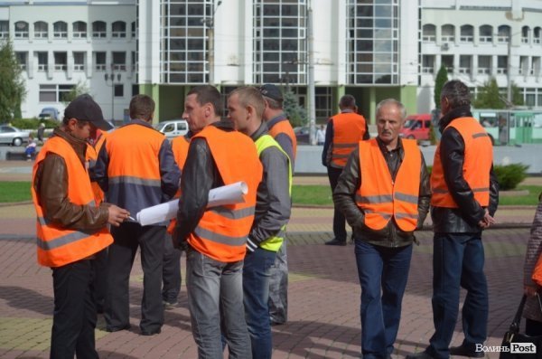 Волинські дорожники знову мітингують. ФОТО