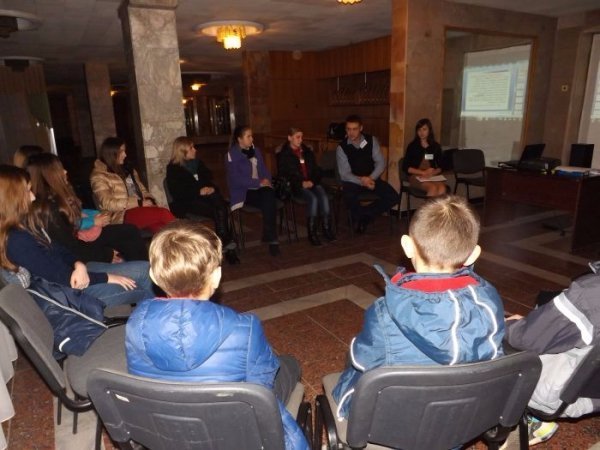 Луцьким дітям розповіли про торгівлю людьми