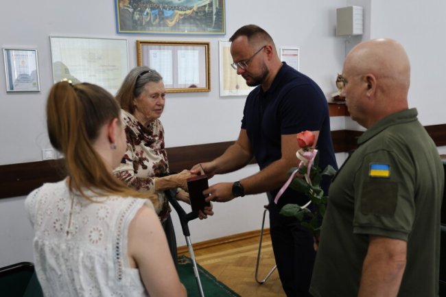 10 орденів «За мужність»: у Луцьку вручили державні нагороди сім’ям загиблих Героїв