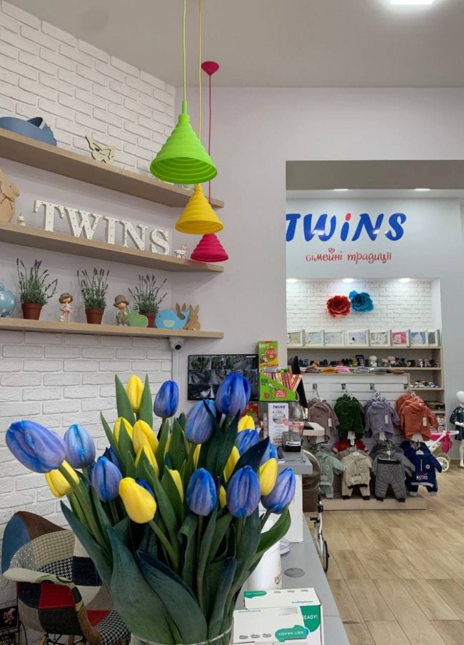 Магазин дитячих товарів «Twins» у Луцьку продовжує працювати і підтримувати країну*