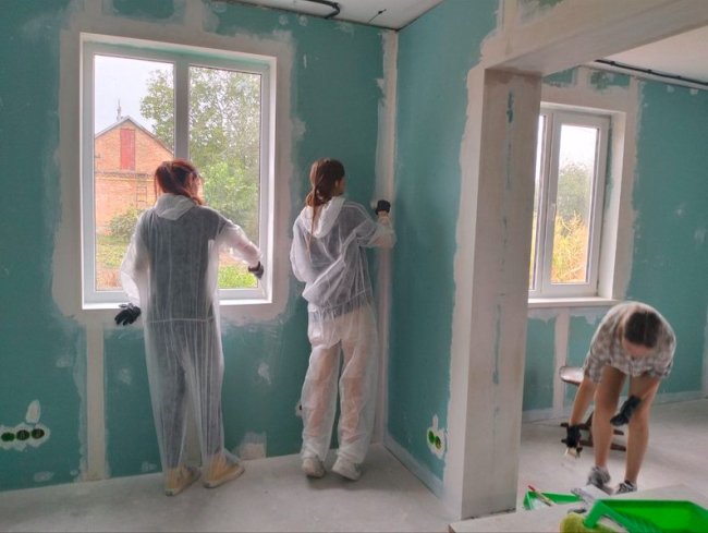 У Луцькому районі зі старого ФАПу роблять молодіжний простір. ВІДЕО