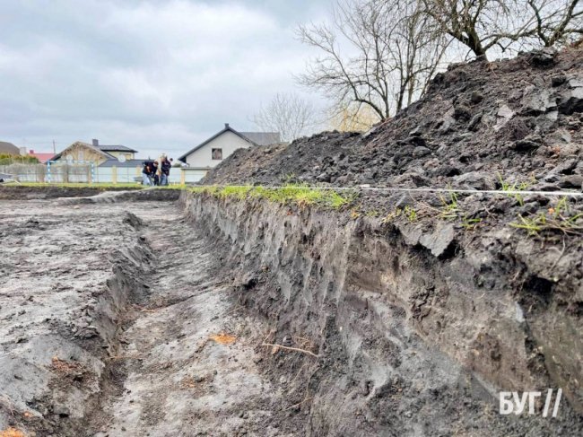 У Володимирі на місті будівництва корпусу ліцею знайшли митну пломбу ХІ-ХІІ ст