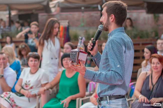 Гурт «СКАЙ», байкери та неймовірні колекції одягу: чим вражав другий день  «Lutsk Fashion Weekend»