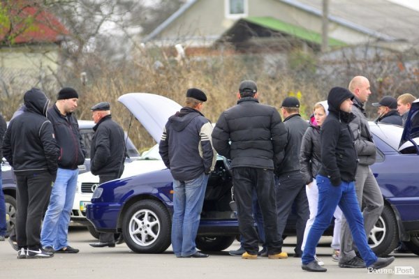 Луцький авторинок. БУДНІ МІСТА