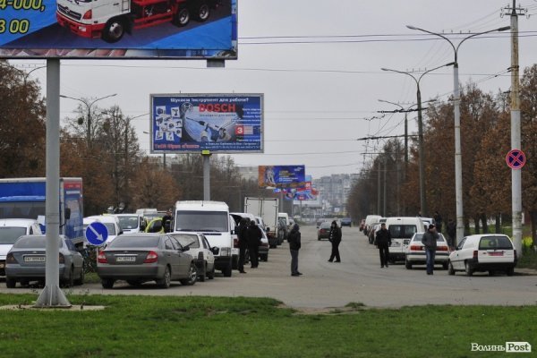 Луцький авторинок. БУДНІ МІСТА