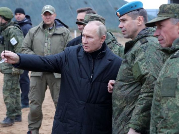 Путін не зупиниться на Донбасі і спробує захопити Дніпро та Харків, - Зеленський